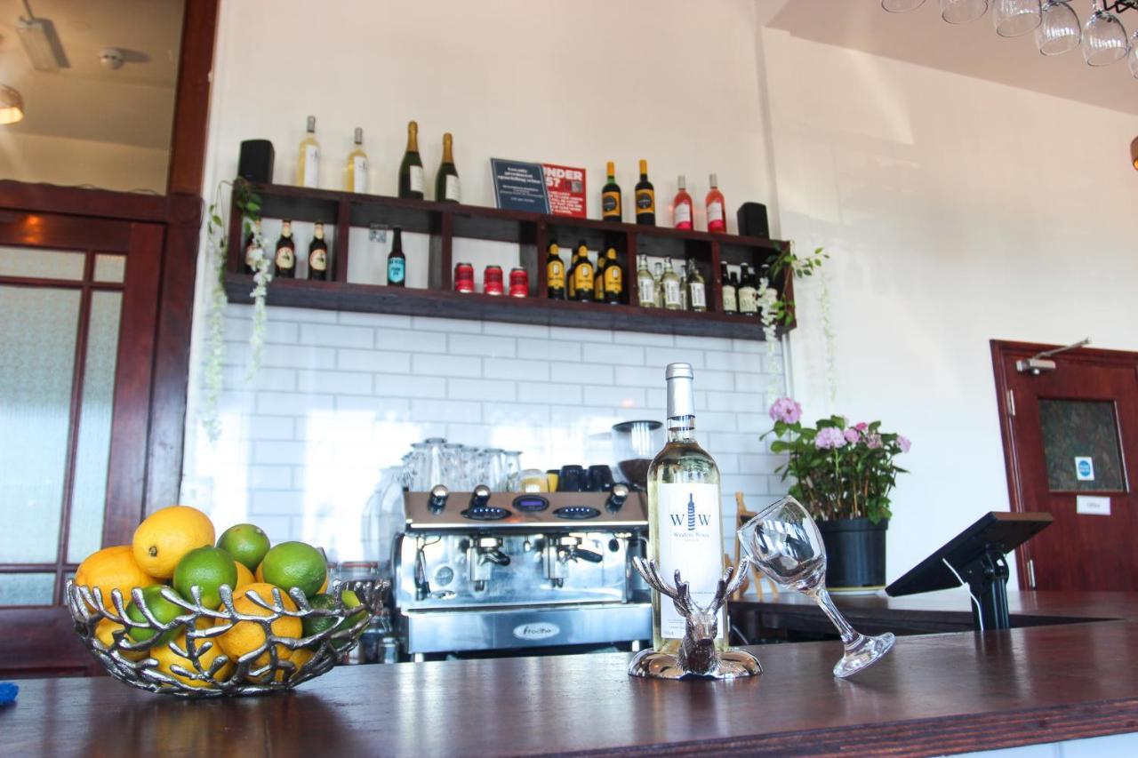 The Bank Hotel & Bistro ヘイスティングス エクステリア 写真